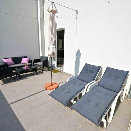 Apartment Kristina Murter Exteriör bild