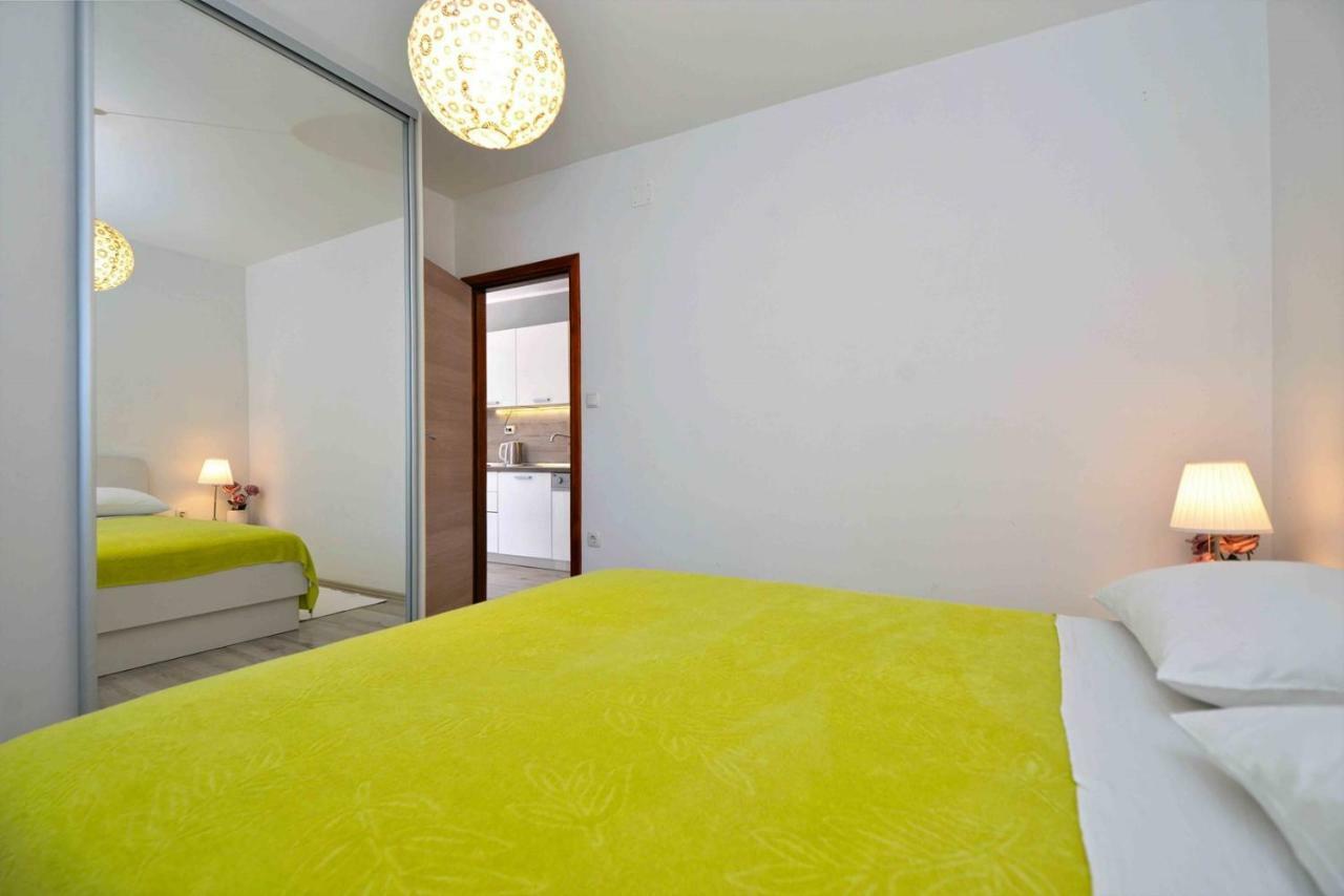 Apartment Kristina Murter Exteriör bild