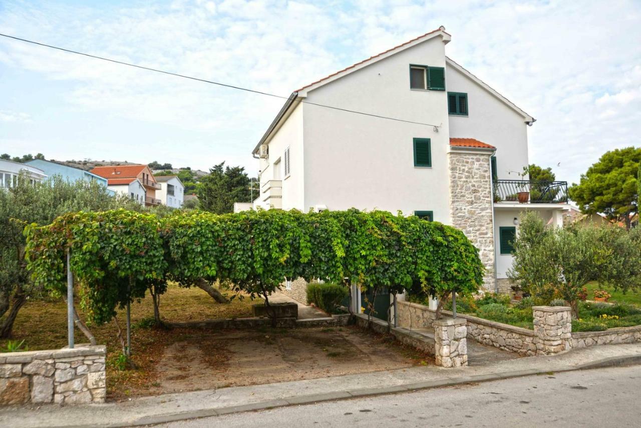 Apartment Kristina Murter Exteriör bild